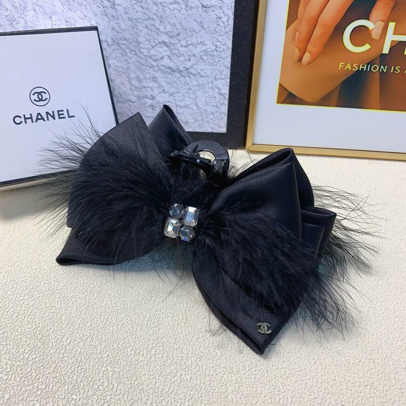 Chanel Hair Grab Clip 12lyx22 (6)